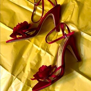 🌹Super 🌹beautiful 🌹Red 🌹sandals❣️like new 🌹